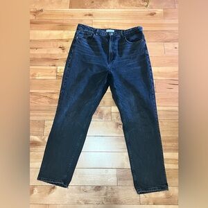 Zara Women’s Black MOM Jeans